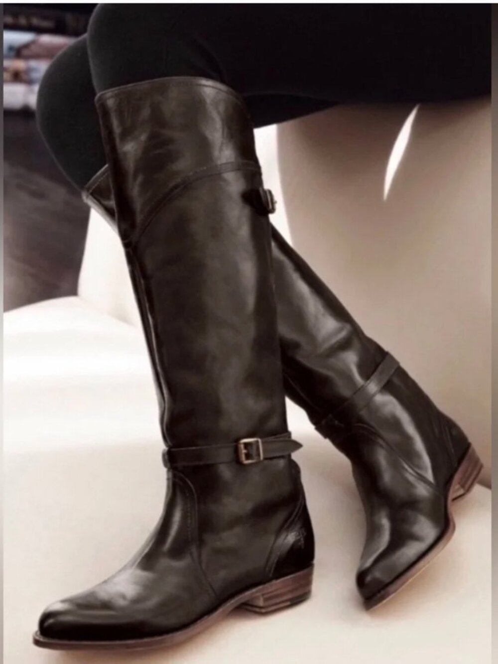 Frye Dorado Boots dark brown. Barely worn great condition. Size 6.5, retail $418
